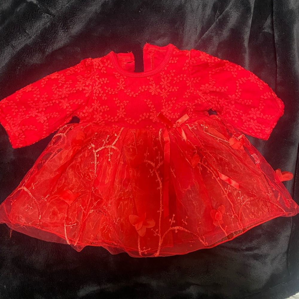 Baby girl red dresss. Perfect for Christmas